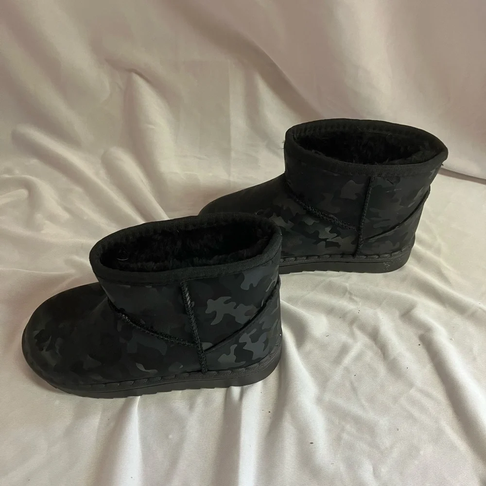 Black Camouflage Ankle Boots